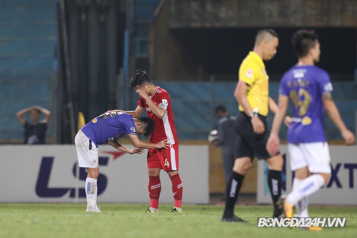Văn Kiên Bùi Tiến Dũng Hà Nội vs Viettel