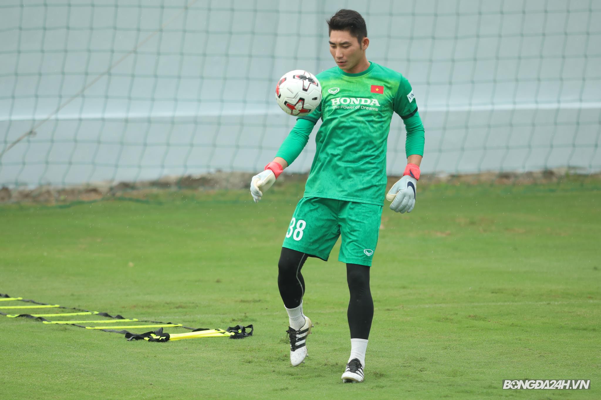 Phạm Văn Phong ĐT Việt Nam