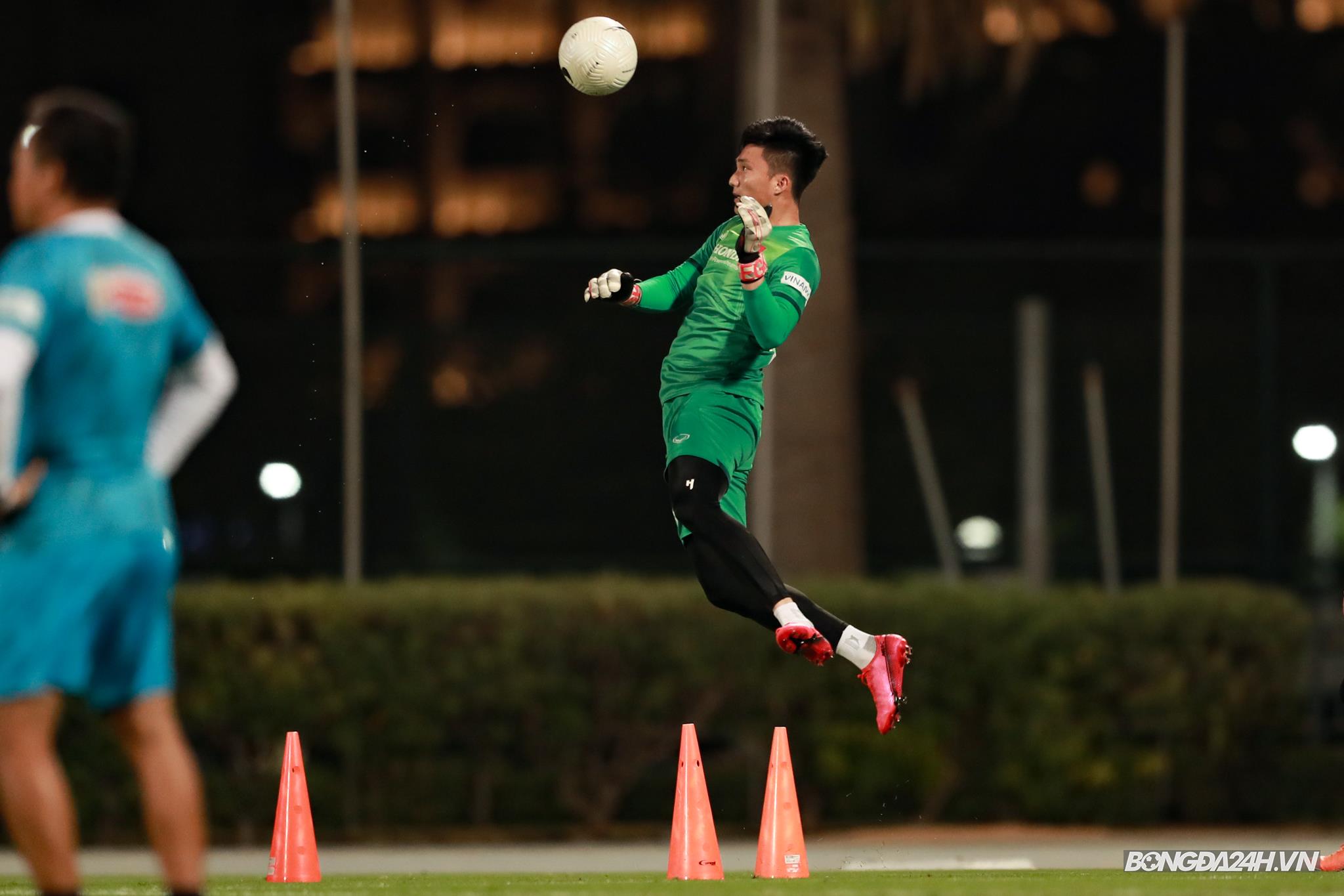 Nguyễn Văn Hoàng ĐT Việt Nam