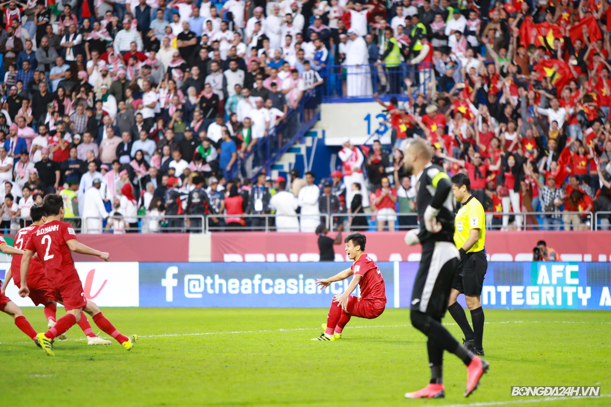 Bùi Tiến Dũng Việt Nam vs Jordan
