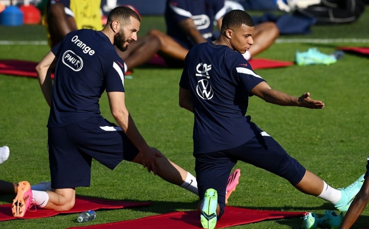 Benzema và Mbappe trên ĐT Pháp