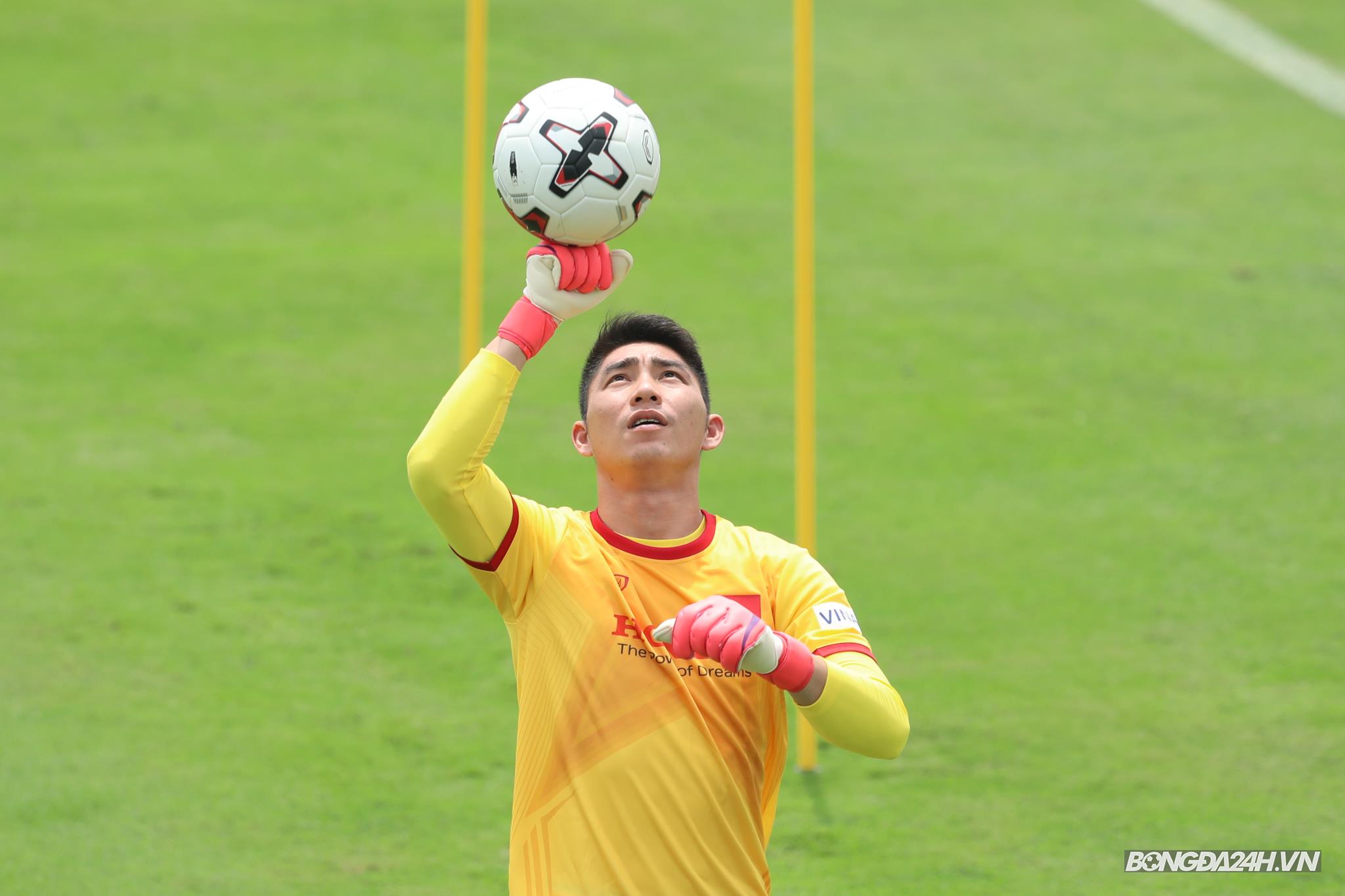 Phạm Văn Phong ĐT Việt Nam