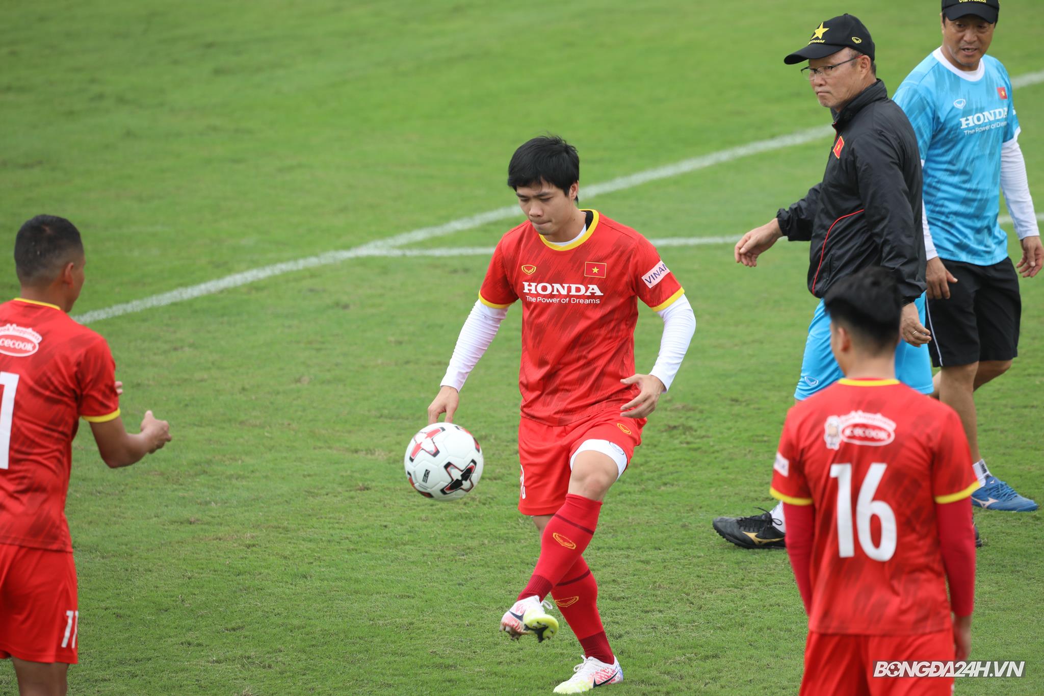 Park Hang Seo Công Phượng ĐT Việt Nam