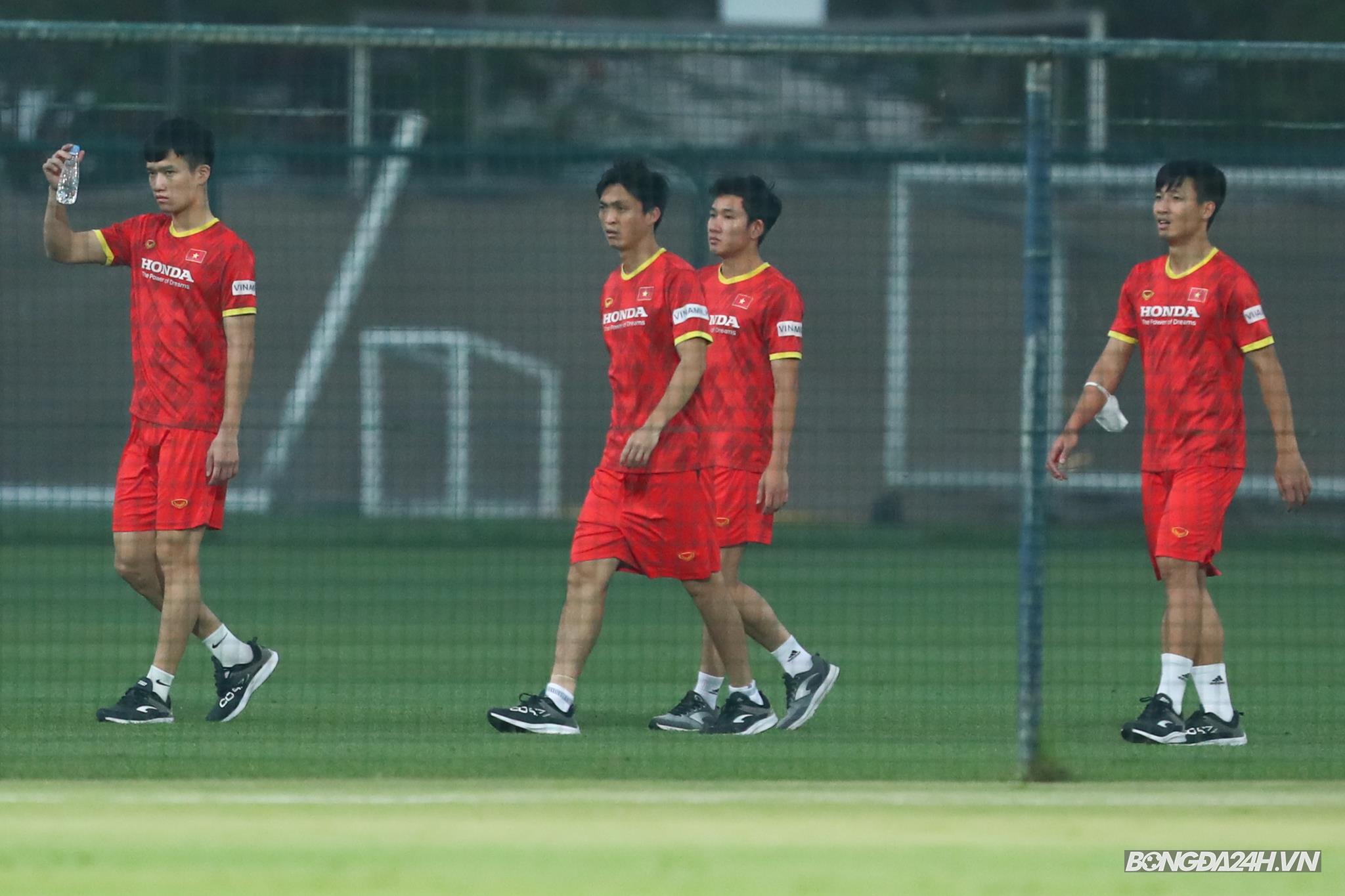 Tuấn Anh Hai Long ĐT Việt Nam