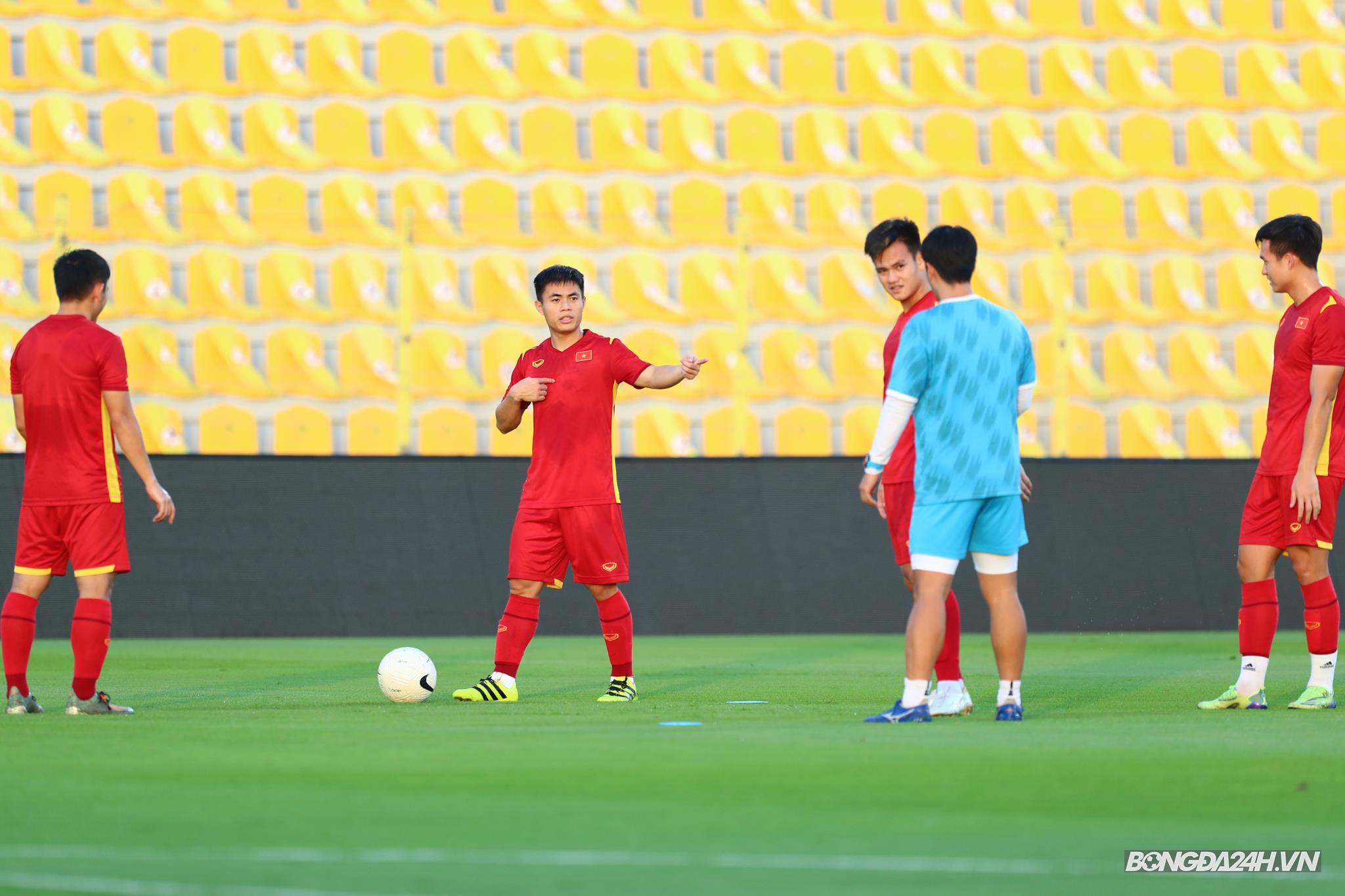 Lý Công Hoàng Anh ĐT Việt Nam