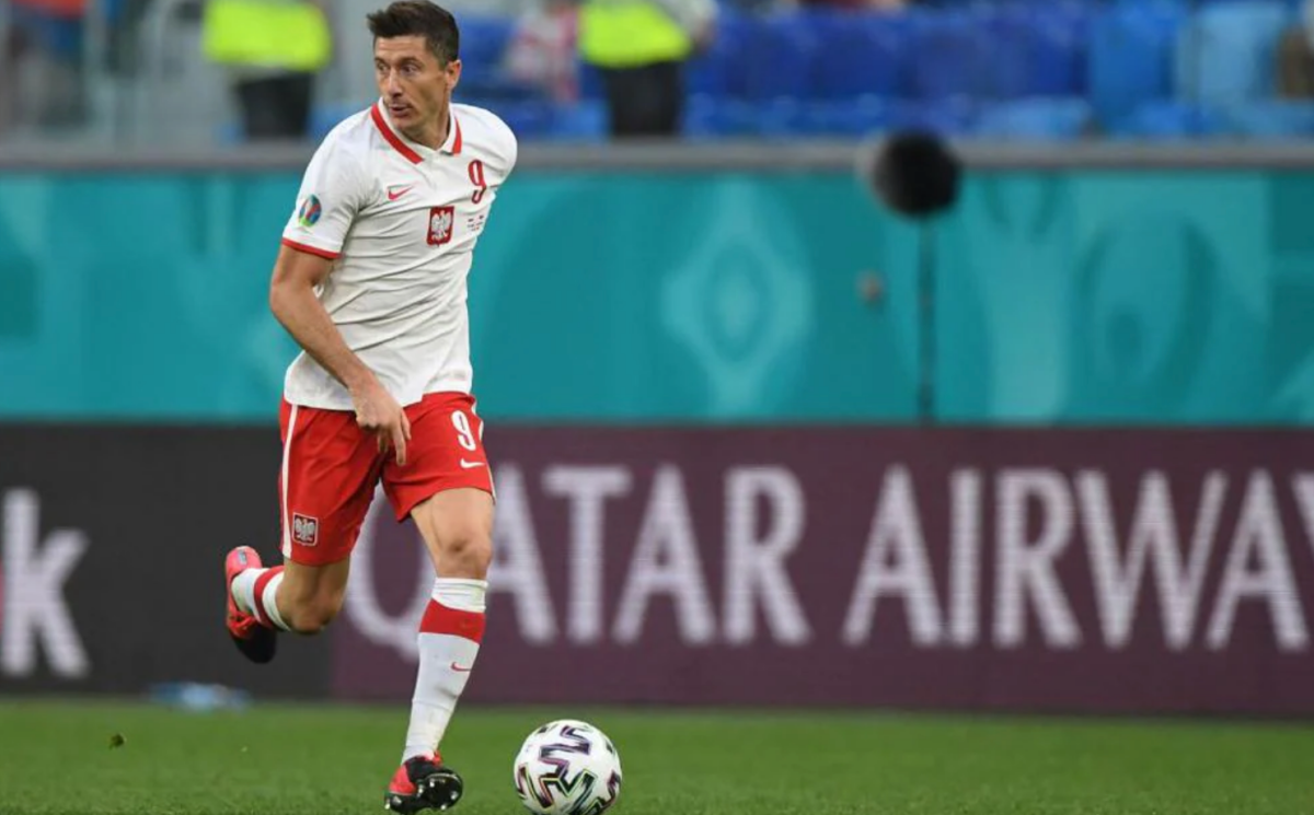 Lewandowski Ba Lan vs Slovakia