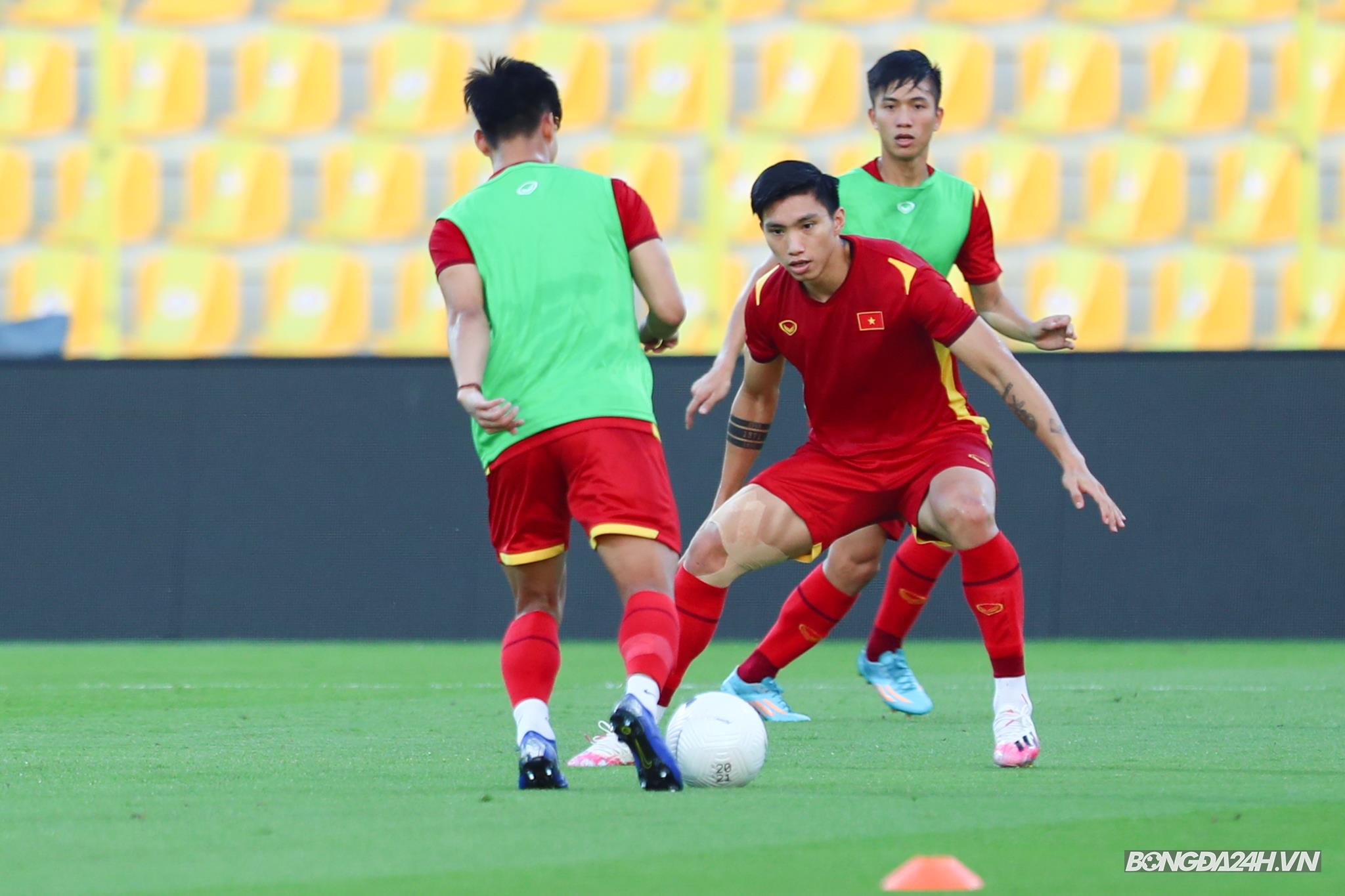 Đoàn Văn Hậu ĐT Việt Nam