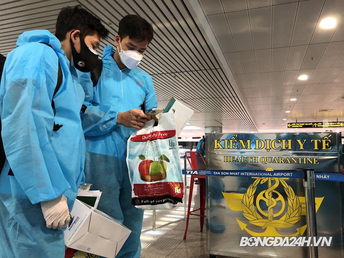 ĐT Việt Nam đã xuống sân bay ĐT Việt Nam đã xuống sân bay