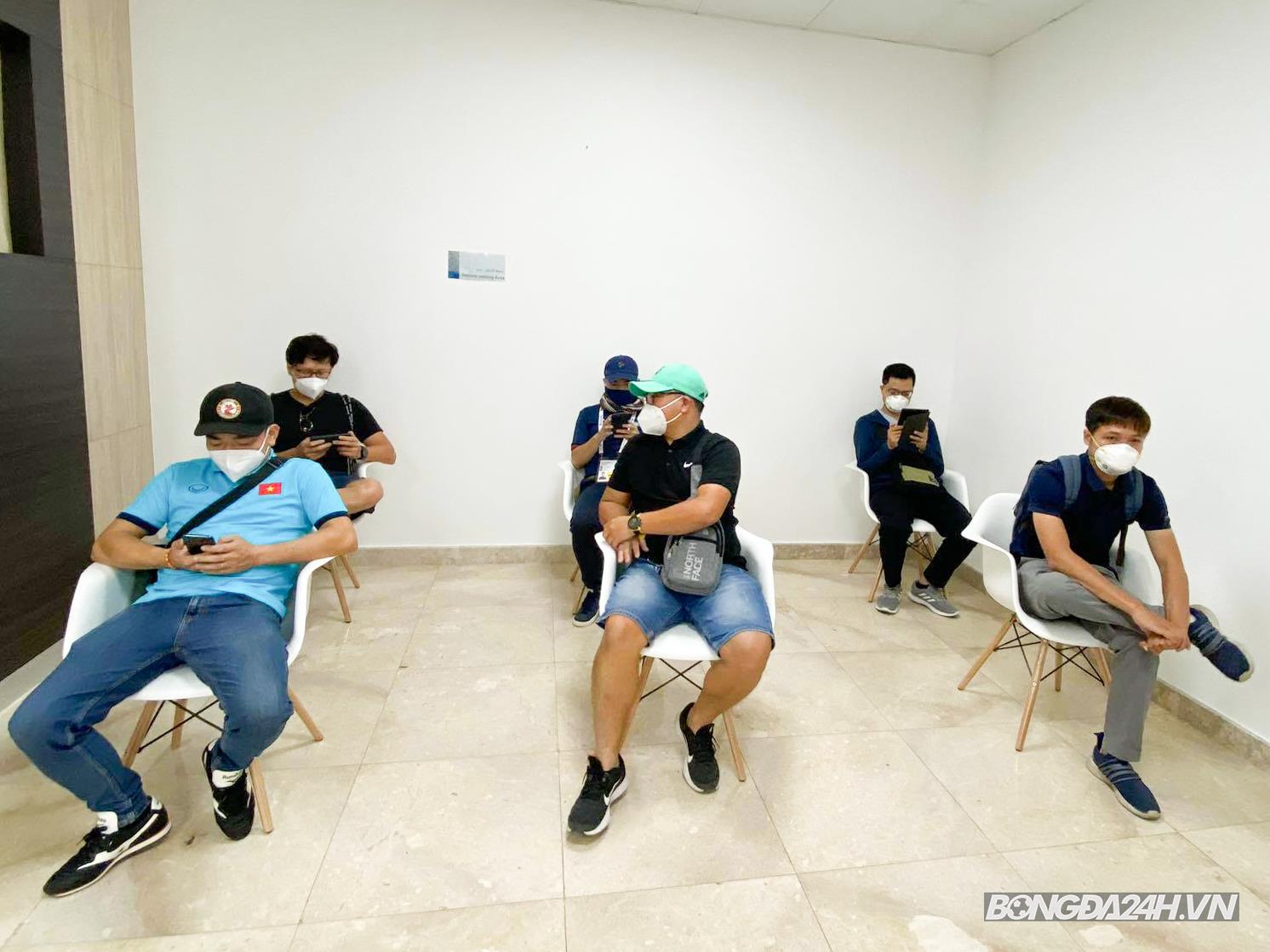 phóng viên xét nghiệm covid19