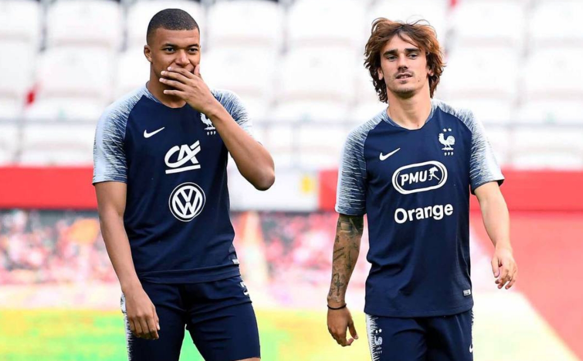 Mbappe sẽ thay thế Griezmann trong vai trò sút phạt