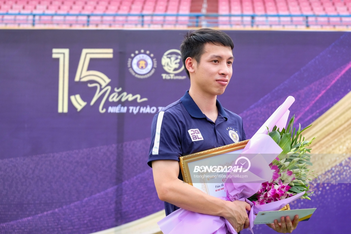 Đỗ Hùng Dũng trong ngày CLB Hà Nội kỷ niệm 15 năm thành lập