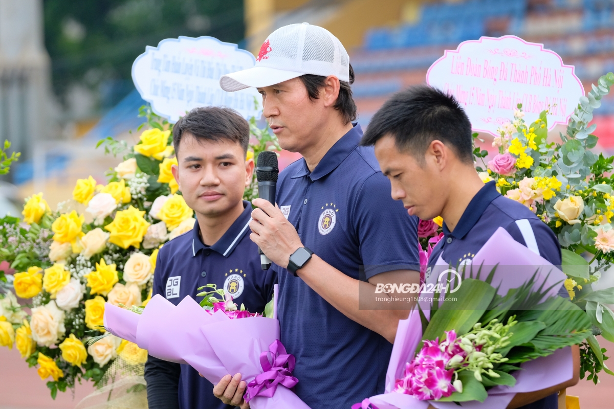 HLV Park Choong Kyun trong ngày CLB Hà Nội kỷ niệm 15 năm thành lập