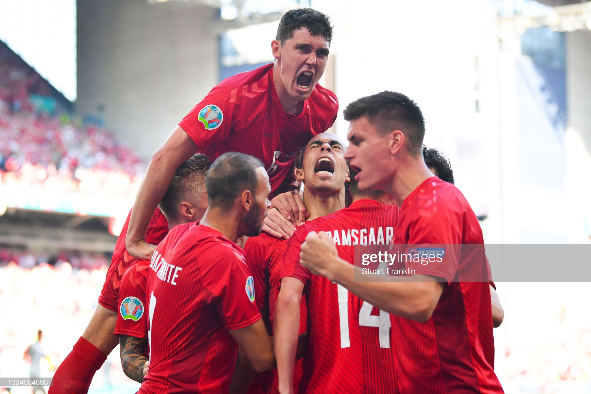 Bàn thắng trước Bỉ là sự đền đáp cho nỗ lực vượt khó đáng khen của Đan Mạch