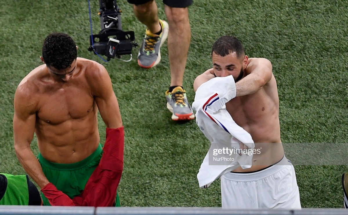 Ronaldo đổi áo Benzema và Mbappe EURO 2020