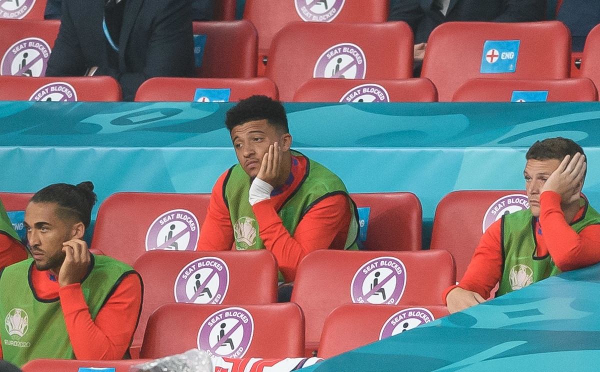 Hình ảnh quen thuộc của Jadon Sancho tại vòng bảng EURO 2020