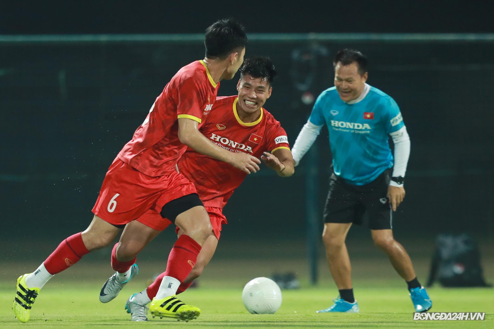 Văn Thanh ĐT Việt Nam