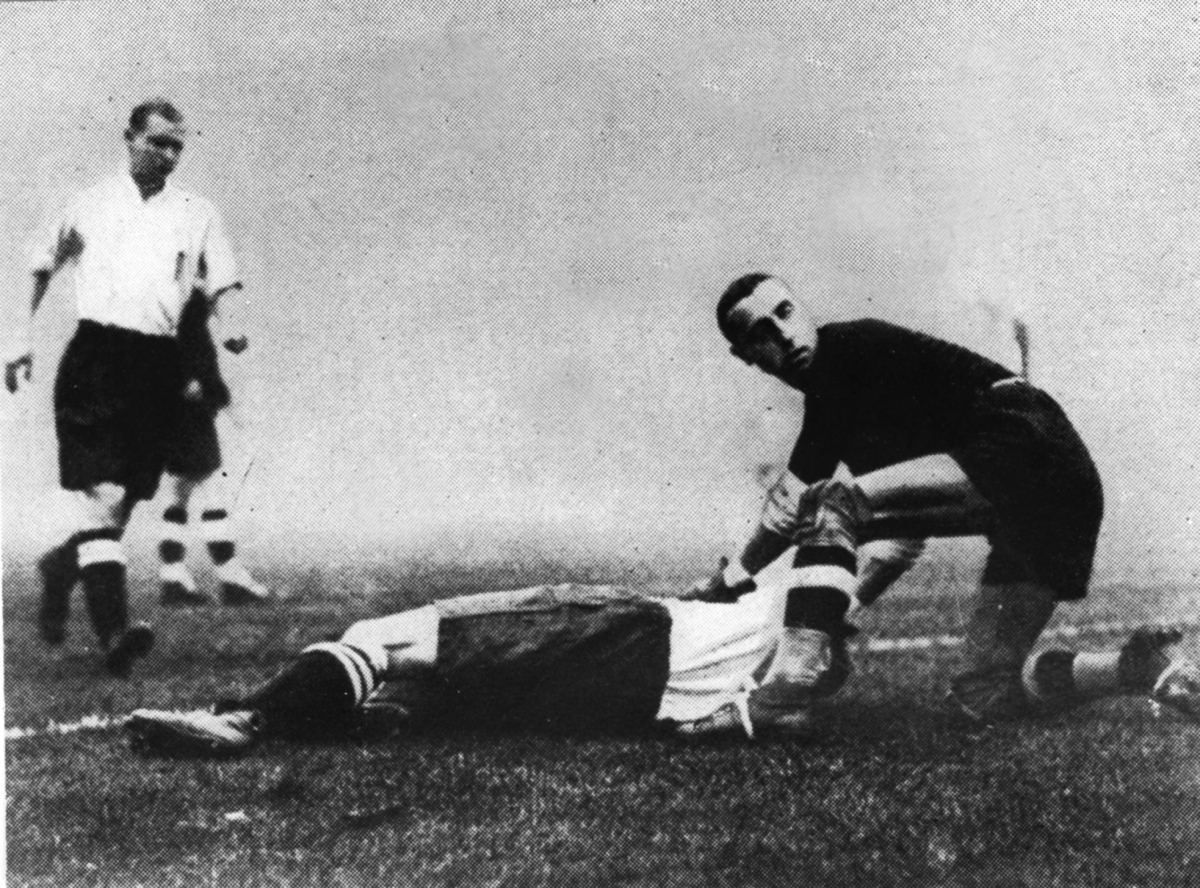 Duyên nợ bóng đá Anh - Italy: Mối hòa hảo từng nhuốm màu bạo lực và đau thương