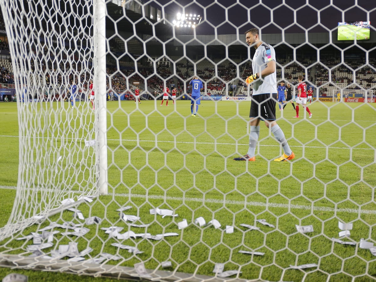 Gianluigi Donnarumma: Khi áp lực đã trở thành một món ăn quen thuộc