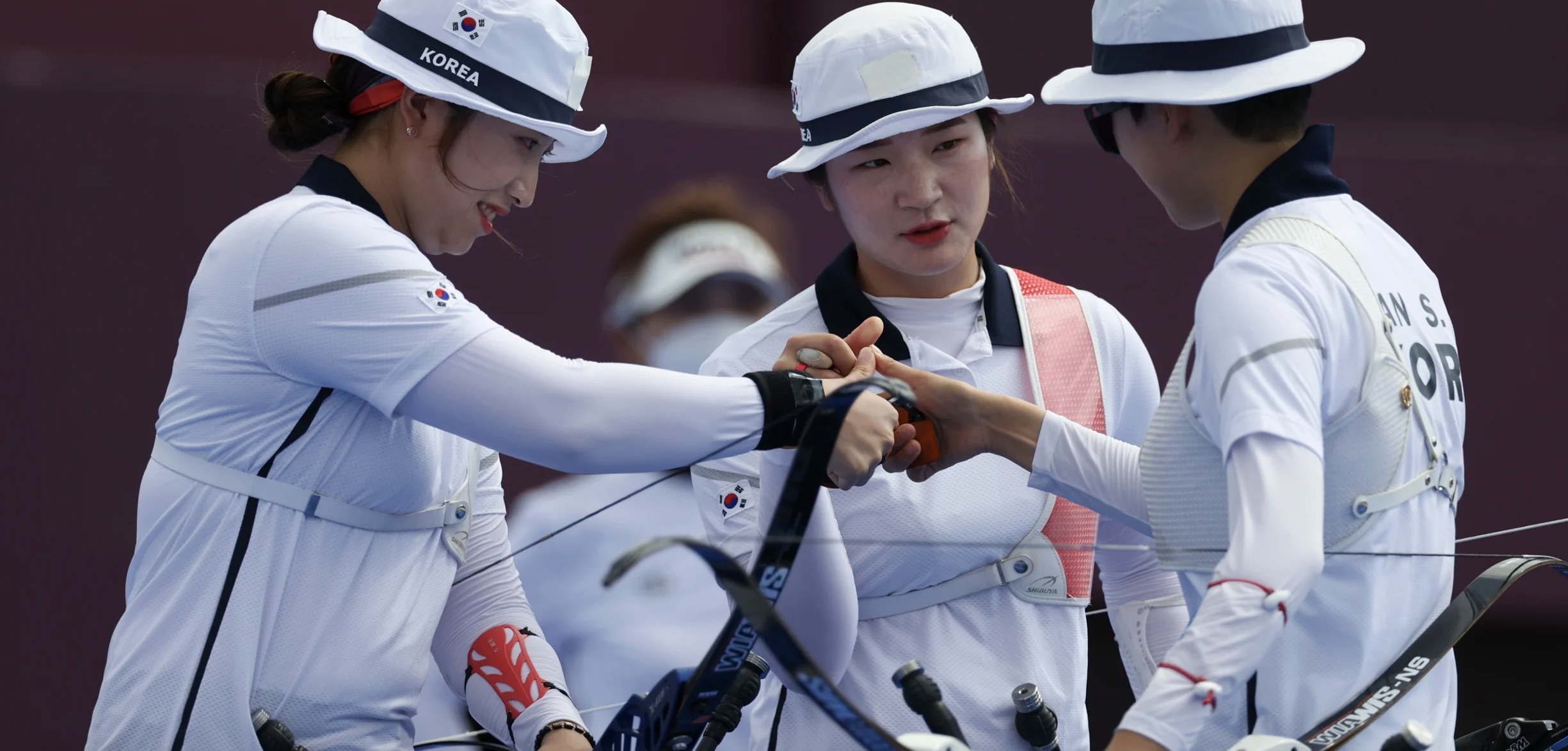 Đội bắn cung nữ Hàn Quốc Đội bắn cung nữ Hàn Quốc