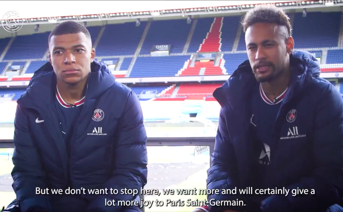 Cuộc phỏng vấn với Neymar và Mbappe đã được thực hiện từ tháng 5