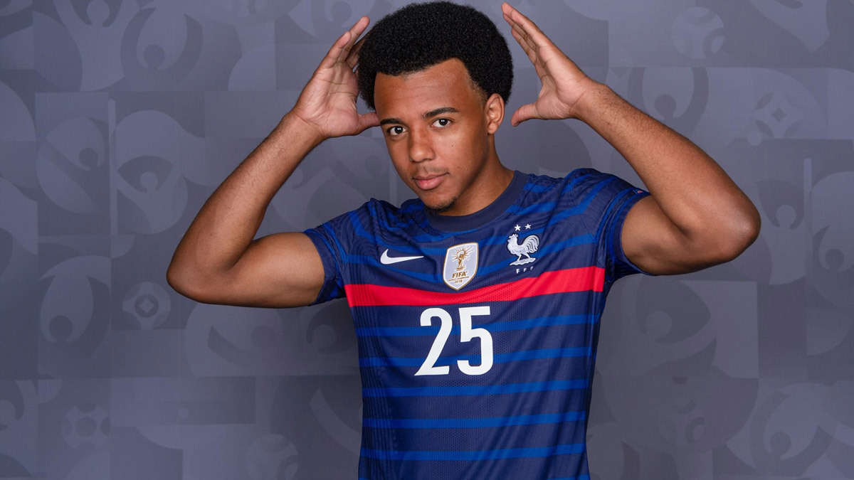 Jules Kounde là phương án B của MU