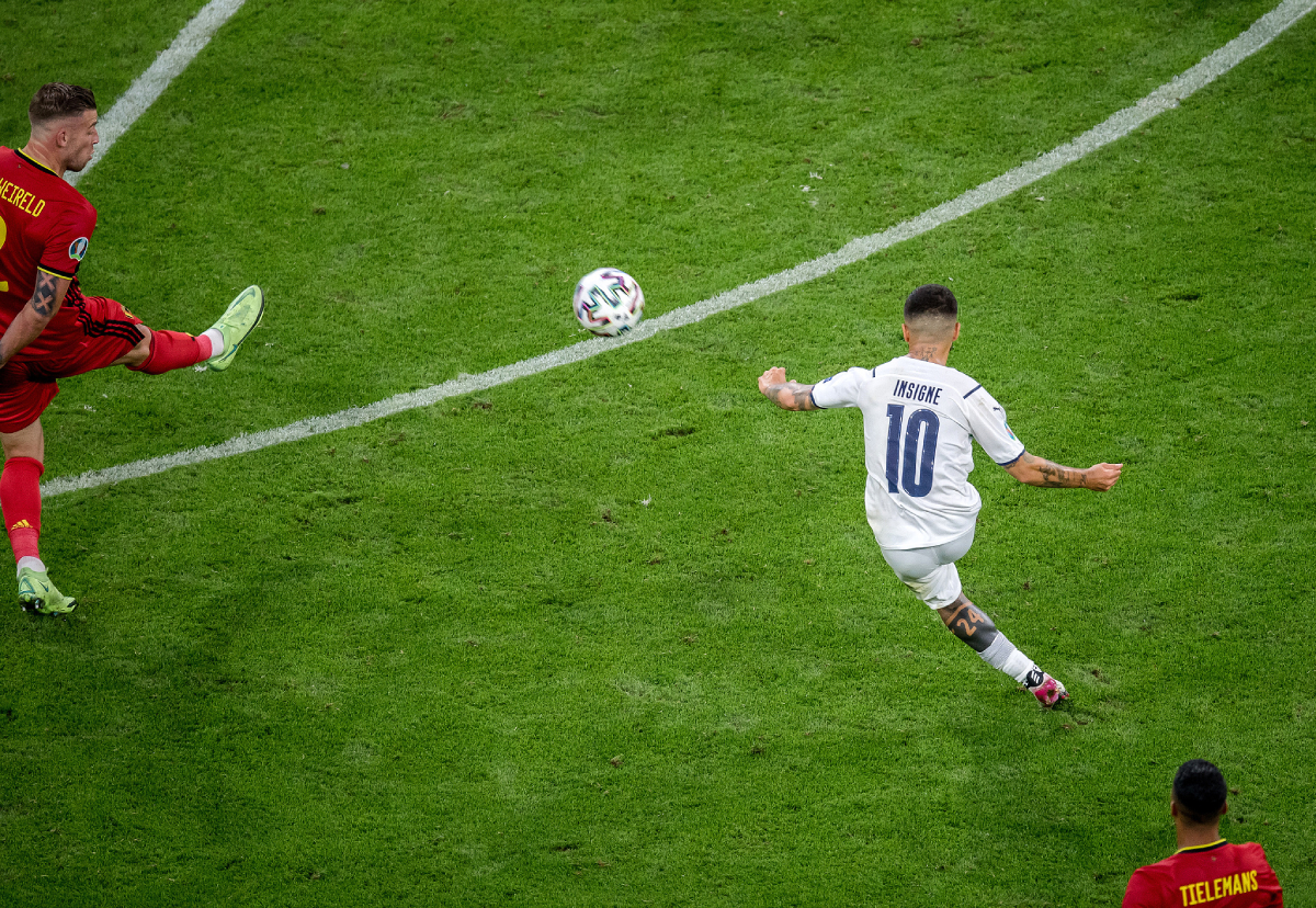 Khi Italy không còn dùng dao găm