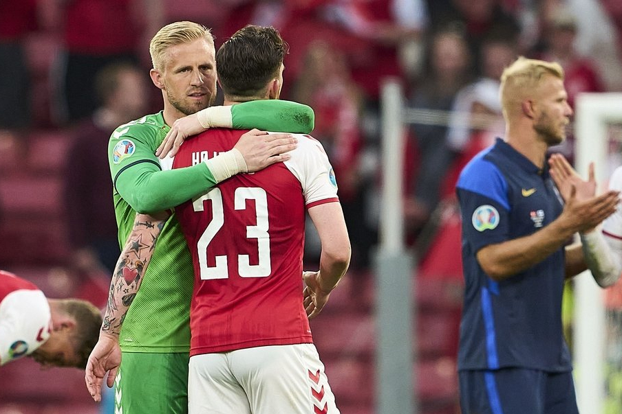 Kasper Schmeichel - Từ Bóng Mây Cha Đến Ngôi Sao Thế Giới
