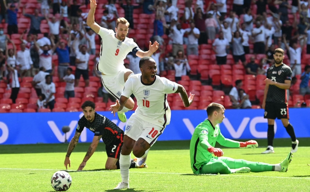 Anh hạ gục Croatia ở trận mở màn EURO với bàn thắng duy nhất của Raheem Sterling, sau đường kiến tạo của Kalvin Phillips