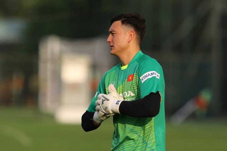 ĐT Việt Nam nhận tin không vui của Đặng Văn Lâm