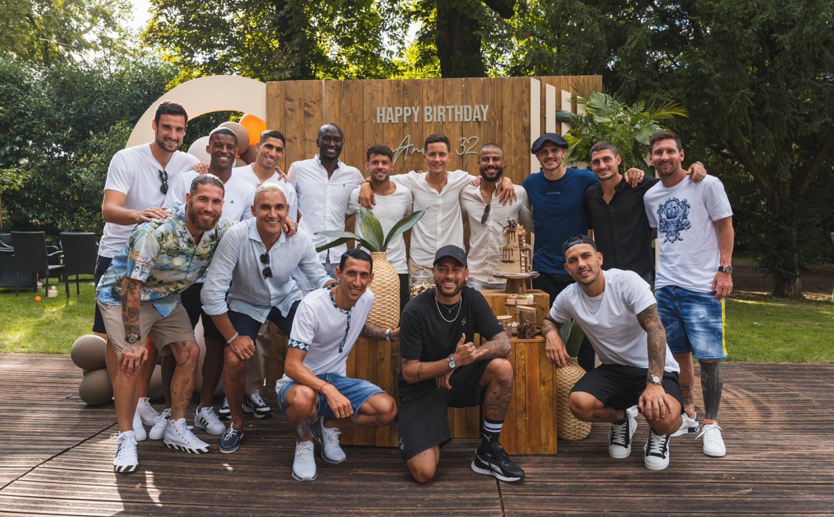 Ander Herrera tổ chức sinh nhật