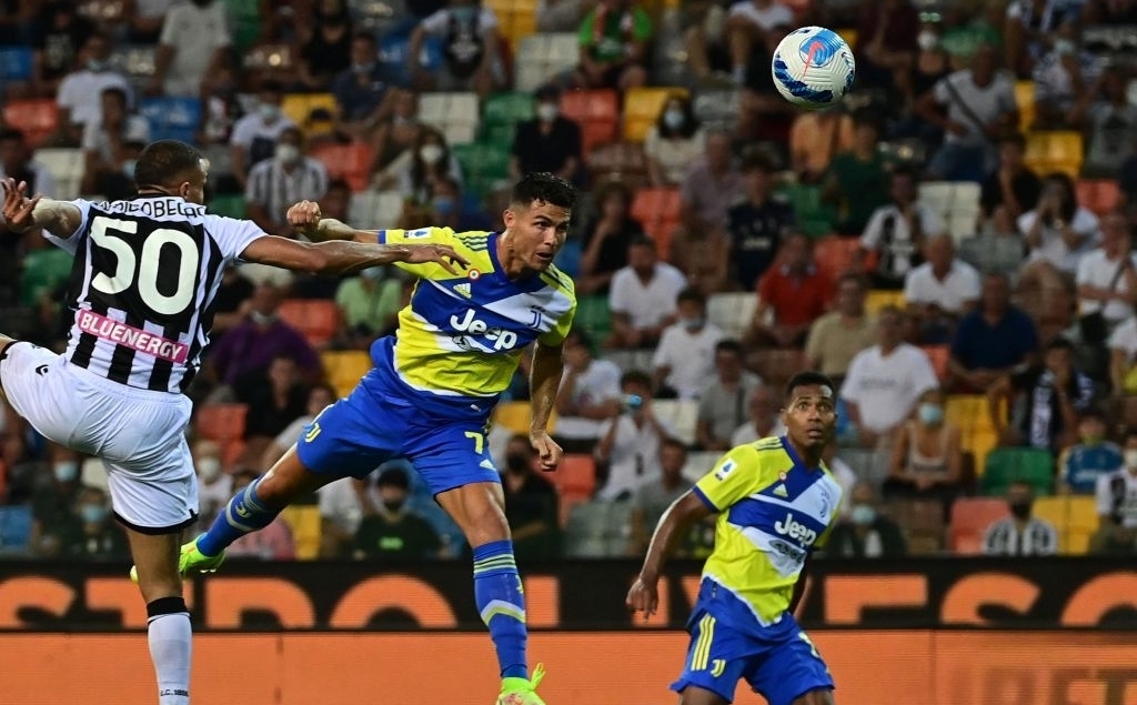 Xấu hổ với pha ăn mừng hụt của Ronaldo Xấu hổ với pha ăn mừng hụt của Ronaldo