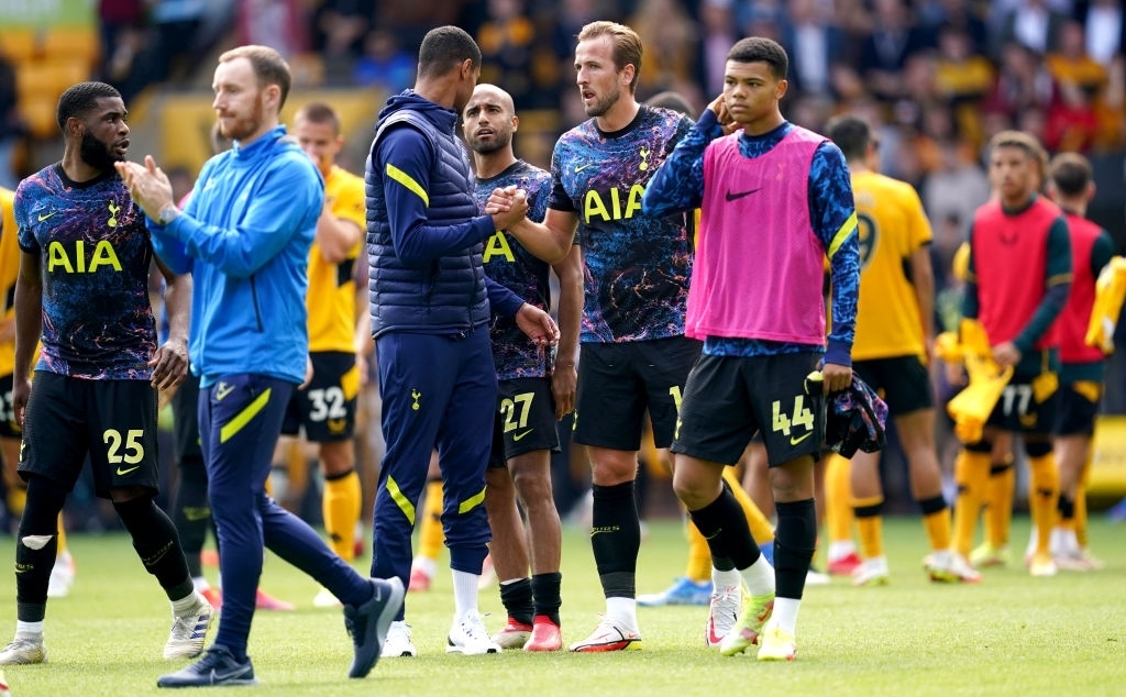 Harry Kane ở lại Tottenham Harry Kane ở lại Tottenham