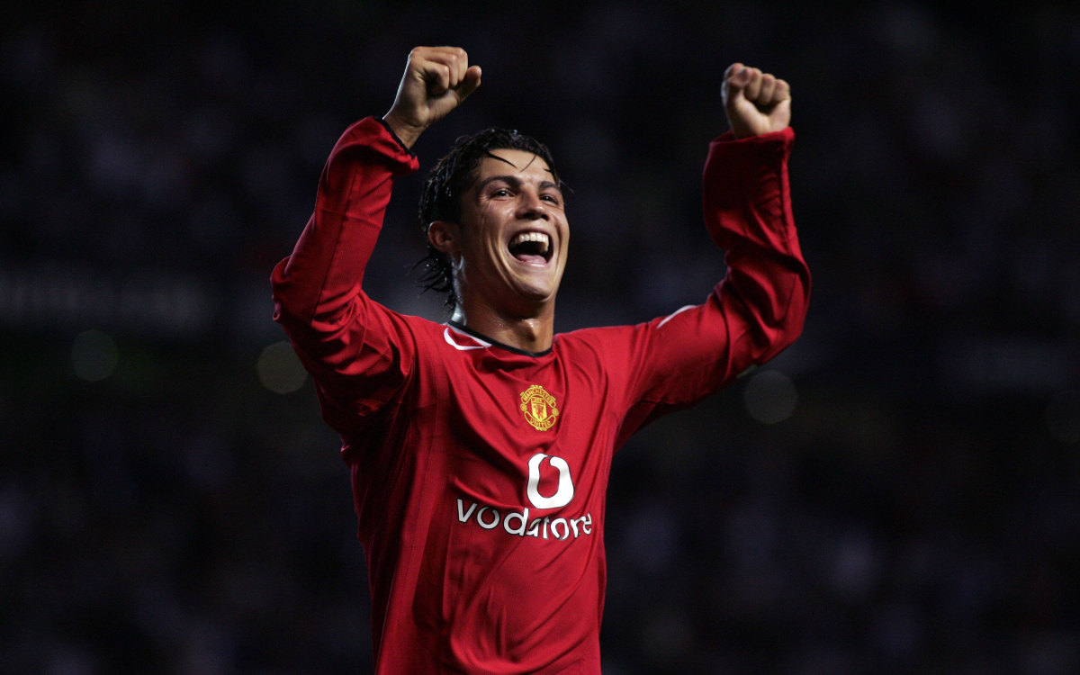 Cristiano Ronaldo: Trở về với ngày chưa giông bão