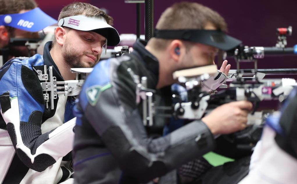 Thảm họa Xạ thủ Serhiy Kulish bắn nhầm bia đối thủ hình ảnh