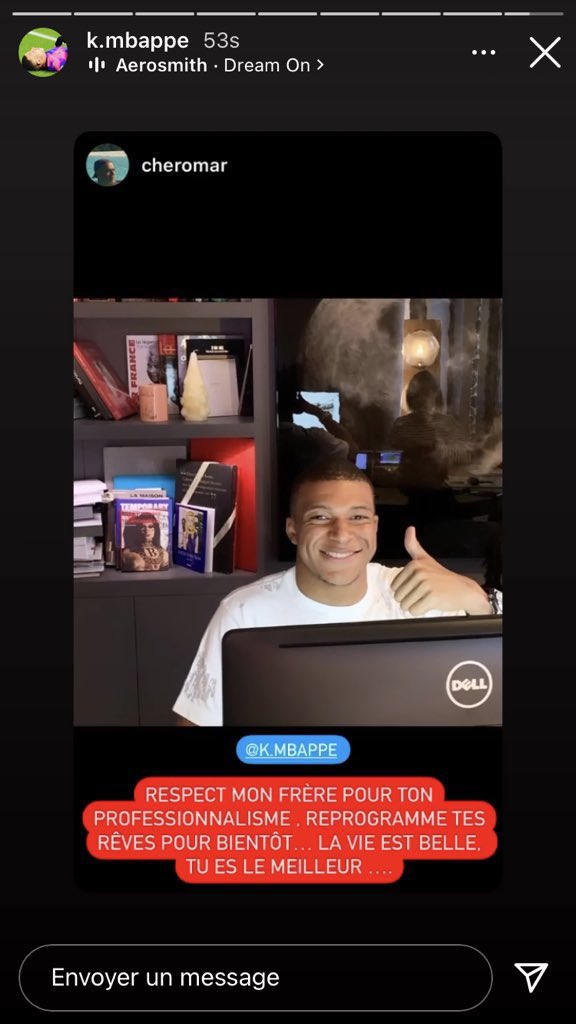 Mbappe chia sẻ bài đăng khích lệ của bạn trên story Instagram