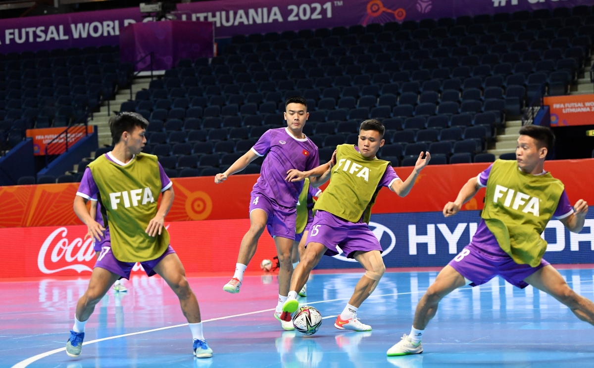 đt Futsal Việt Nam Quyết Khong Buong Xuoi Trước Nga
