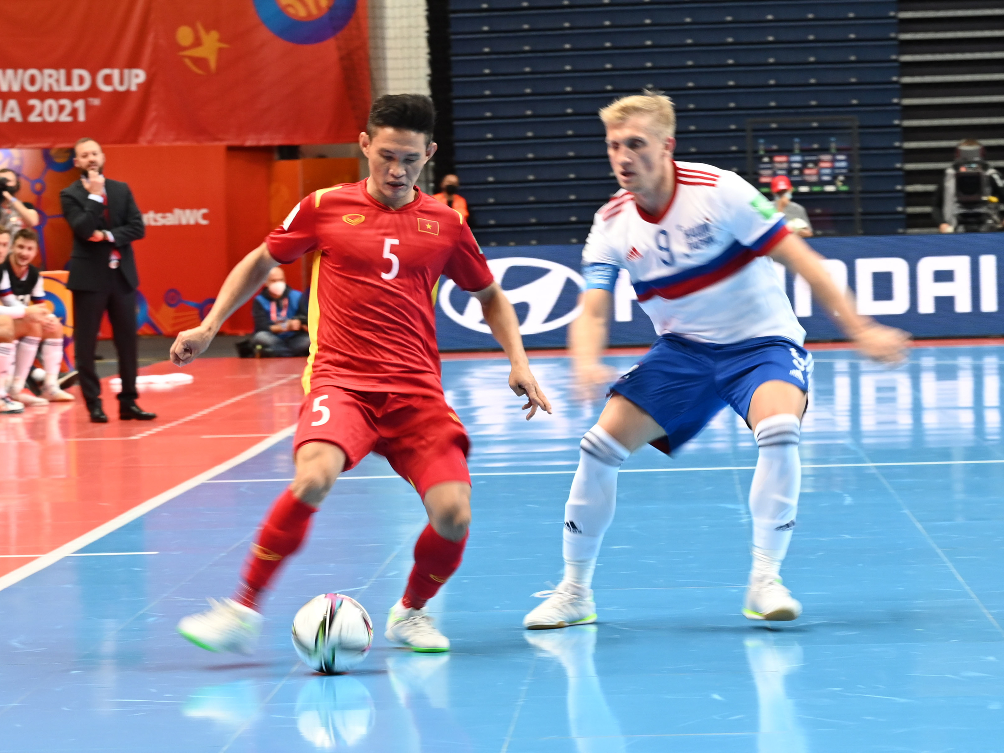 ĐT futsal Việt Nam vs Nga. Ảnh: VFF. ĐT futsal Việt Nam vs Nga. Ảnh: VFF.