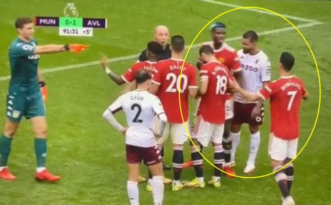 Pogba ngăn Ronaldo sút phạt đền 25/9