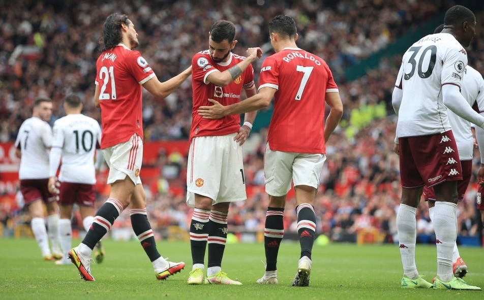 Màn trình diễn của Cavani trước Villa 25/9