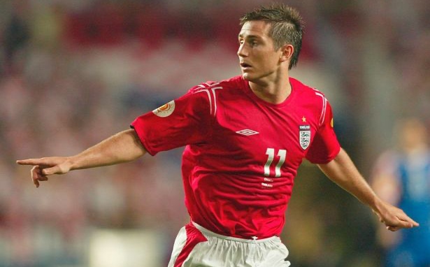 Trước Maguire, đây là những cầu thủ Anh bị chính fan nhà chỉ trích 8 Trước Maguire, đây là những cầu thủ Anh bị chính fan nhà chỉ trích 8