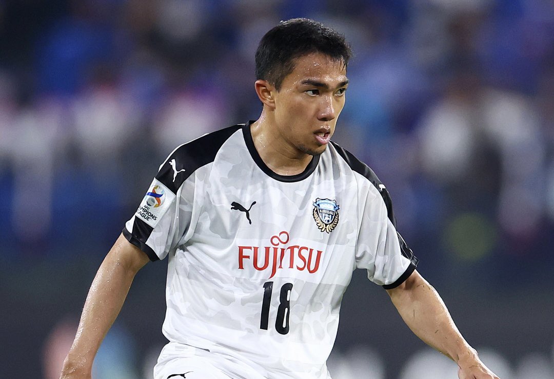 Chanathip Songkrasin dính chấn thương, nguy cơ nghỉ dài hạn 1 Chanathip Songkrasin dính chấn thương, nguy cơ nghỉ dài hạn 1