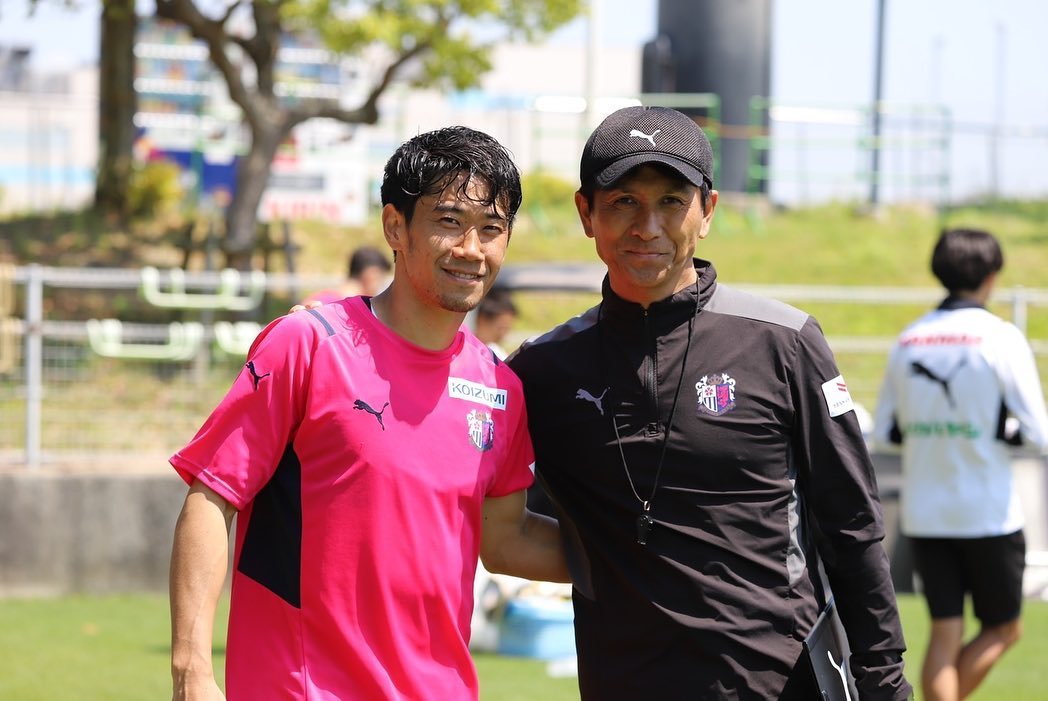 Văn Lâm rạng rỡ bên cựu sao MU trong buổi tập của Cerezo Osaka 3