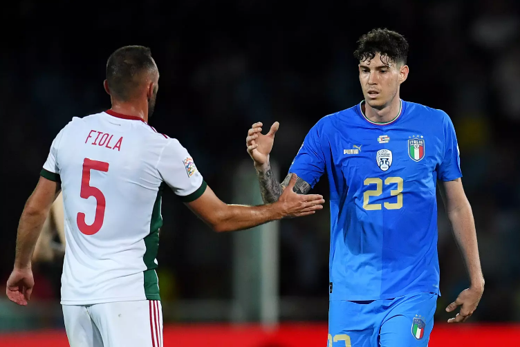 MU tiếp cận đàm phán Bastoni