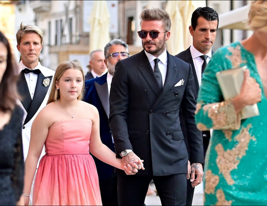 David Beckham cười tít mắt với công chúa Harper 3