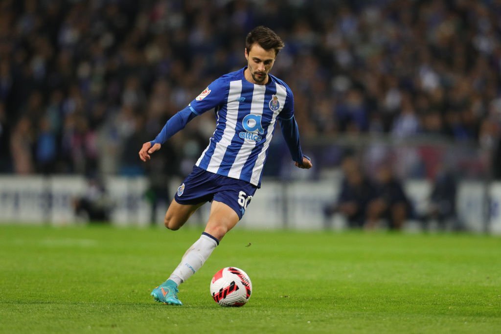 Arsenal bất ngờ nổ bom tấn trên hàng công 1