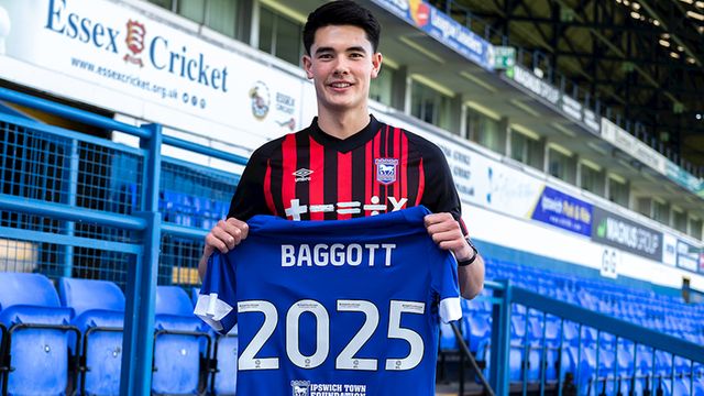 Sao mai tuyển Indonesia chốt tương lai với CLB Ipswich 1 Sao mai tuyển Indonesia chốt tương lai với CLB Ipswich 1