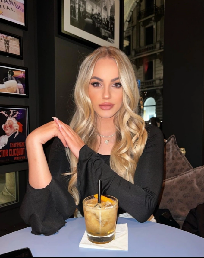 Nhan sắc cầu thủ bóng đá nữ đẹp nhất thế giới 5