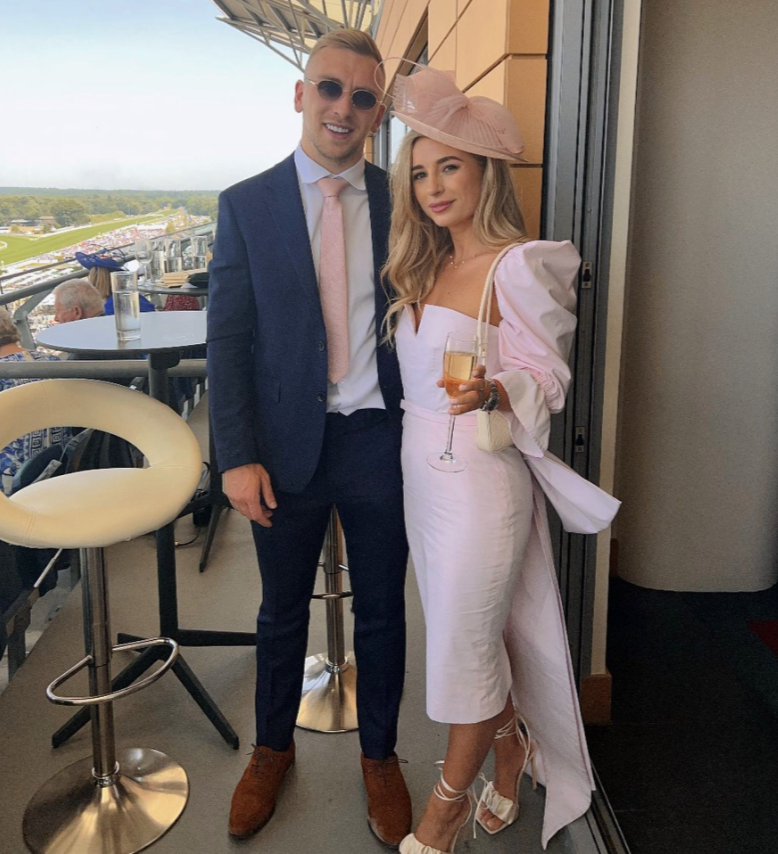 Jarrod Bowen thăng hoa cùng bạn gái xinh đẹp 5