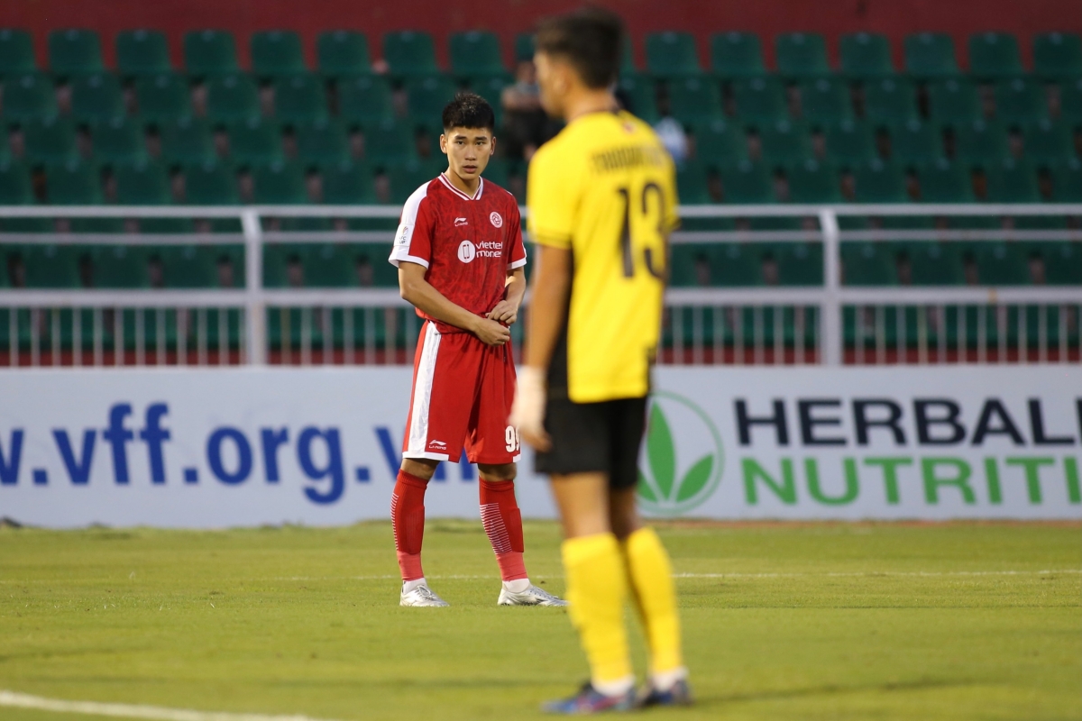 Nham Manh Dung Viettel vs Young Elephants AFC Cup 24/6