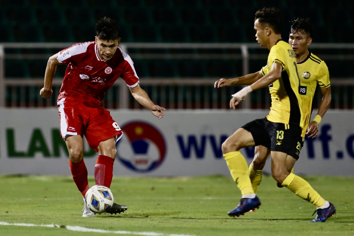 Nham Manh Dung Viettel vs Young Elephants AFC Cup 24/6